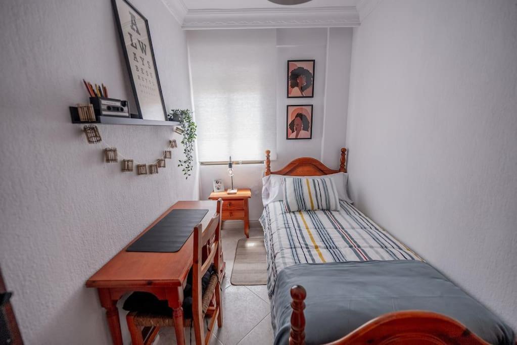 Apartamento Chic In Huelva 4 Habitaciones Bagian luar foto