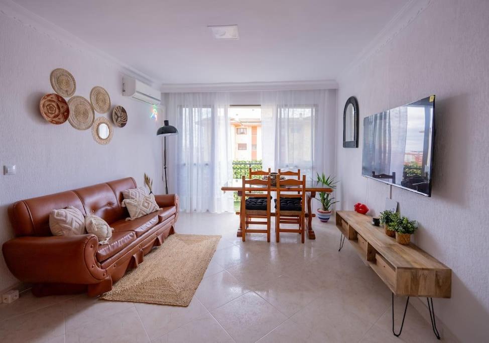 Apartamento Chic In Huelva 4 Habitaciones Bagian luar foto